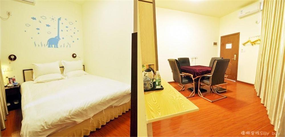 Renli Hotel Chengdu Eksteriør bilde